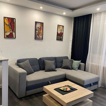 Apartman Mici Ni Εξωτερικό φωτογραφία