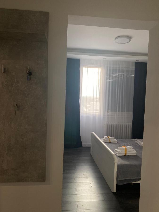 Apartman Mici Ni Εξωτερικό φωτογραφία